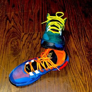 Nike Zoom Freak 1
GS 'Roots'